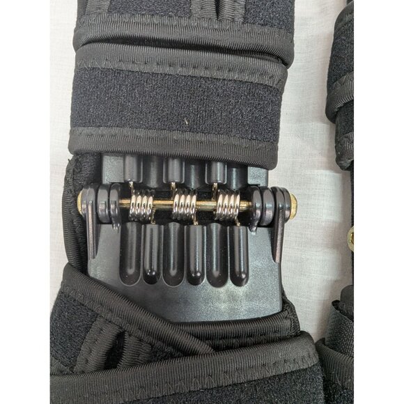 VS Joint Support Knee Pads Knee Stabilizer Rebound Spring Black Set of 2 - Picture 4 of 11
